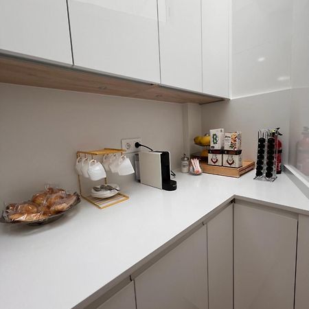 Apartamento Orilla De Triana Seville Exterior photo